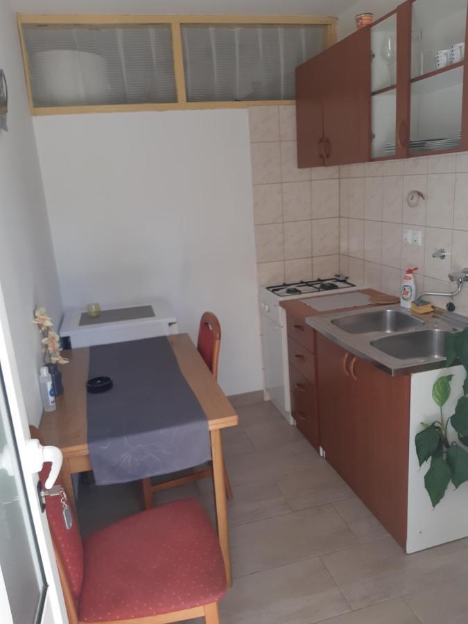 Apartments Julija Χβαρ Εξωτερικό φωτογραφία