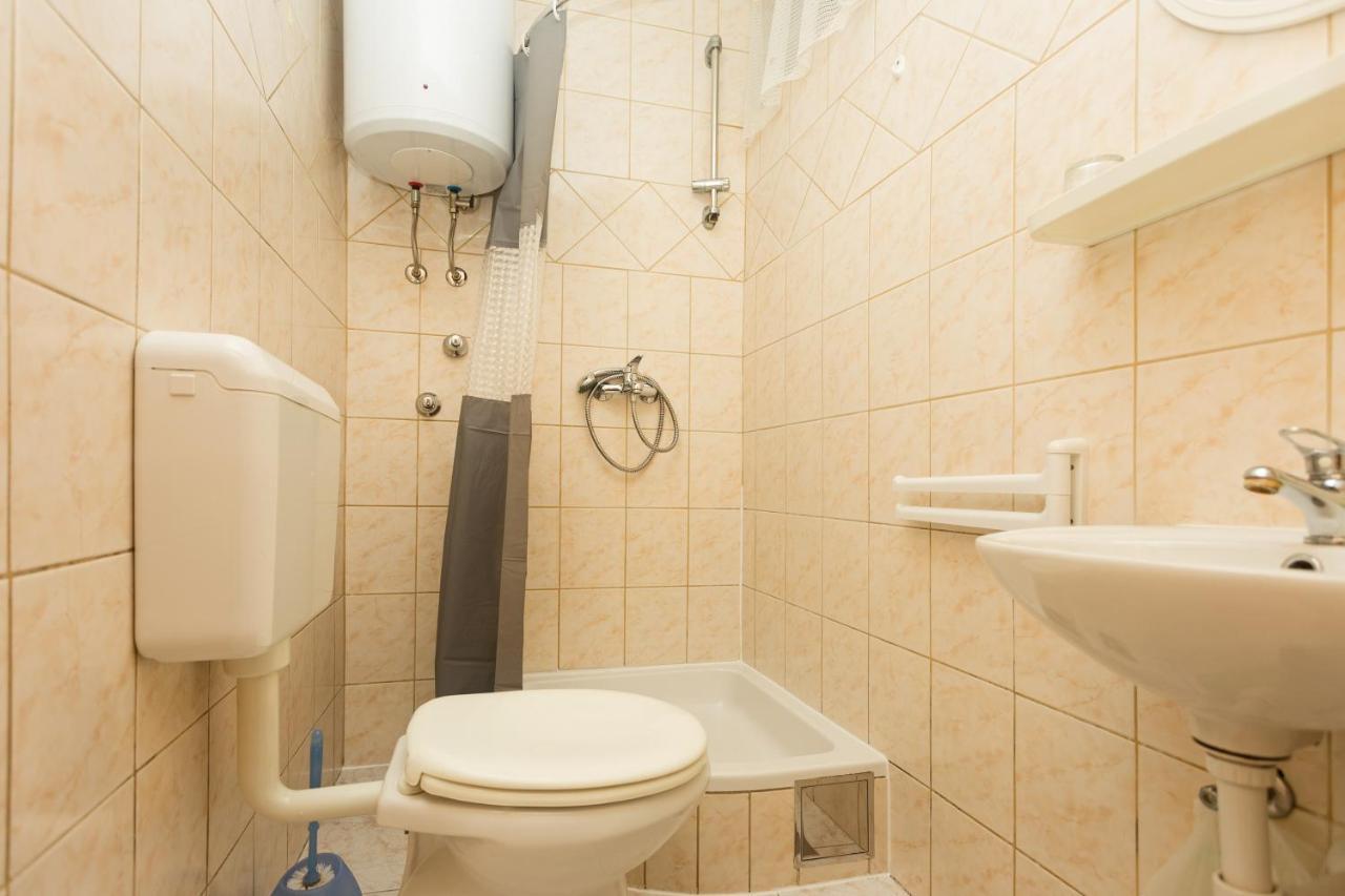 Apartments Julija Χβαρ Εξωτερικό φωτογραφία