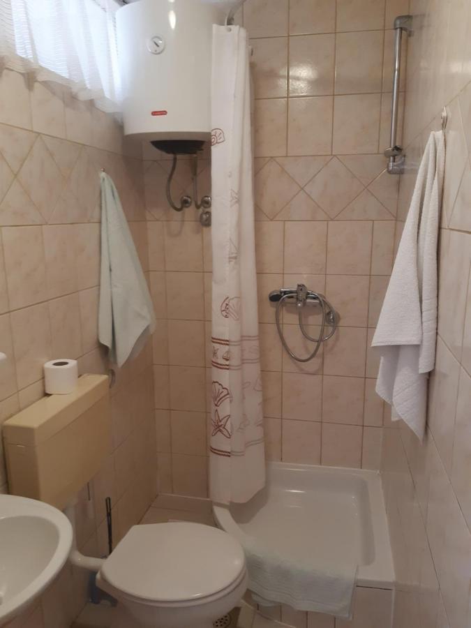 Apartments Julija Χβαρ Εξωτερικό φωτογραφία
