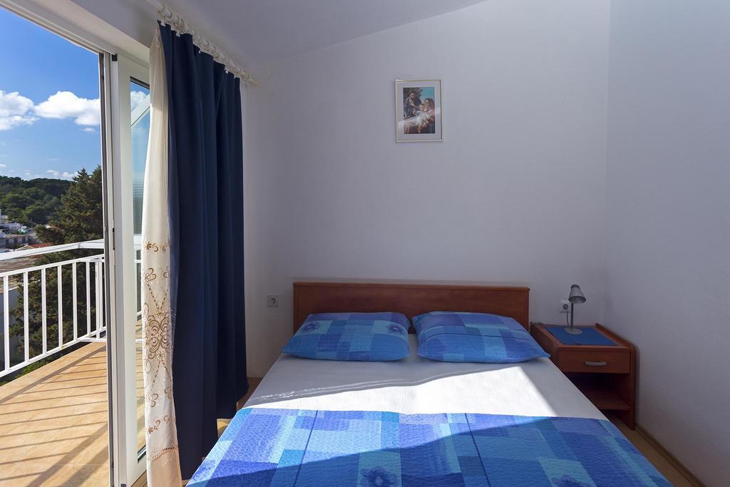 Apartments Julija Χβαρ Εξωτερικό φωτογραφία