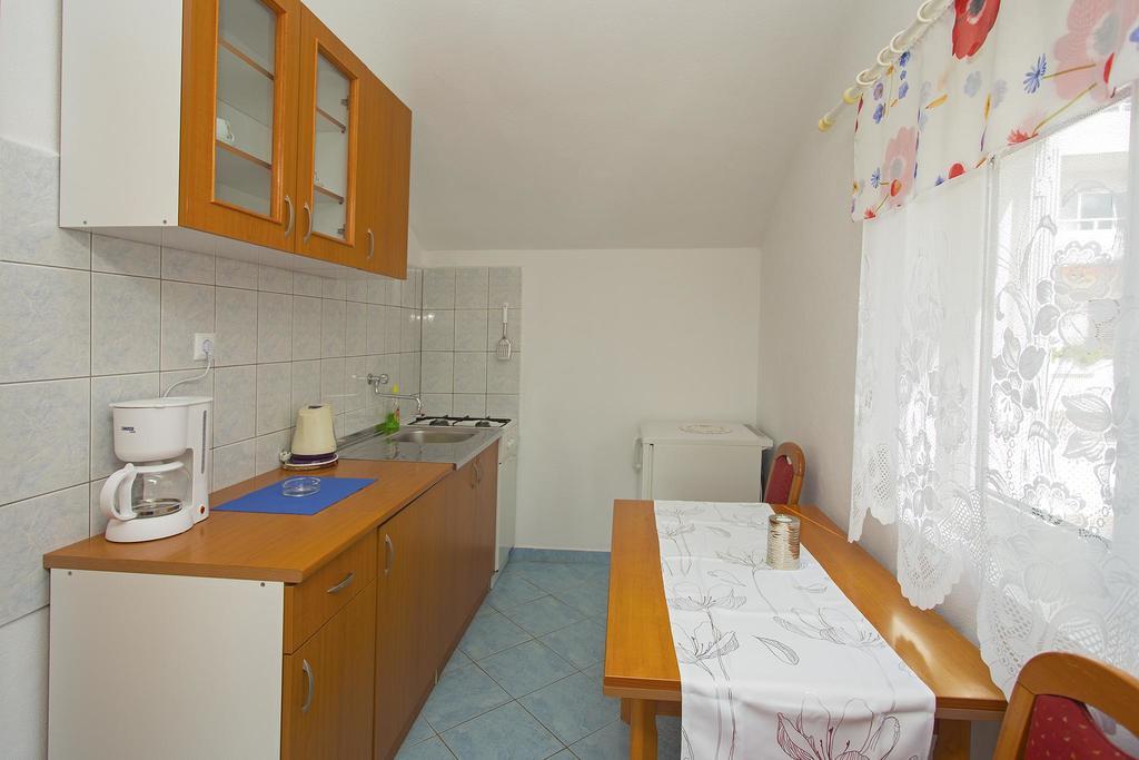 Apartments Julija Χβαρ Εξωτερικό φωτογραφία