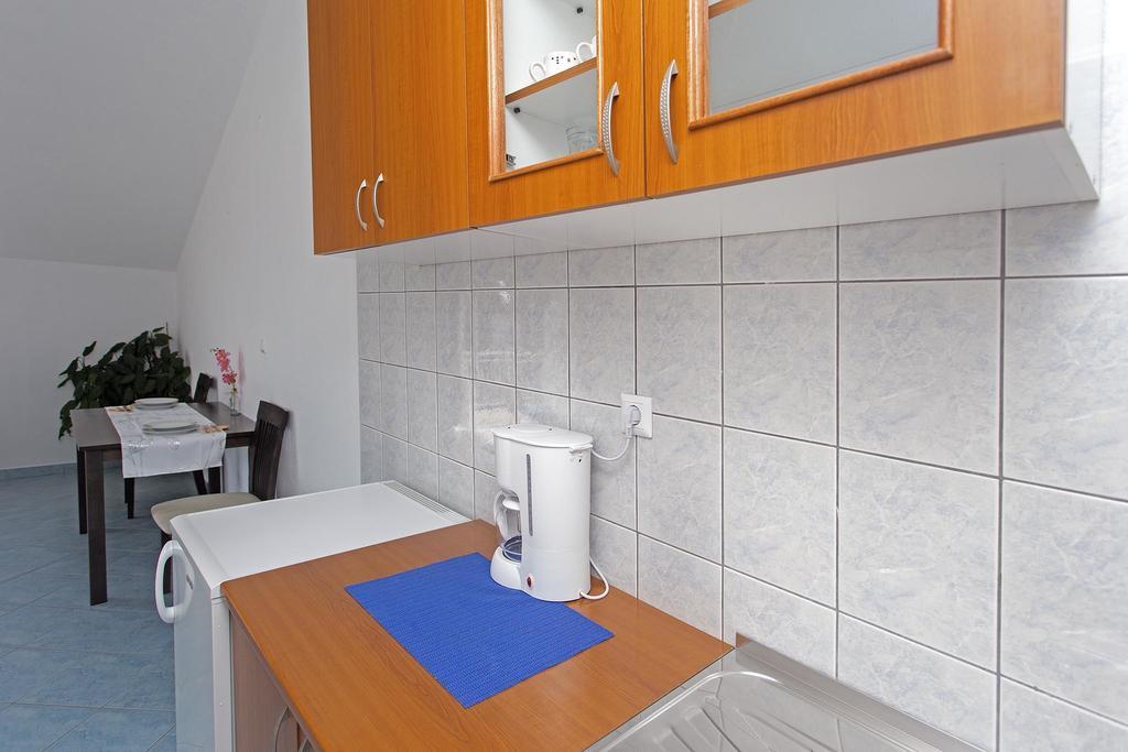 Apartments Julija Χβαρ Δωμάτιο φωτογραφία