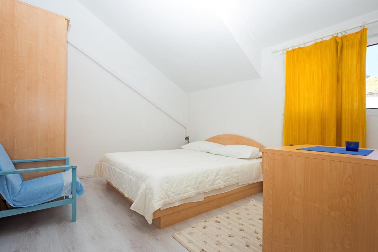 Apartments Julija Χβαρ Εξωτερικό φωτογραφία