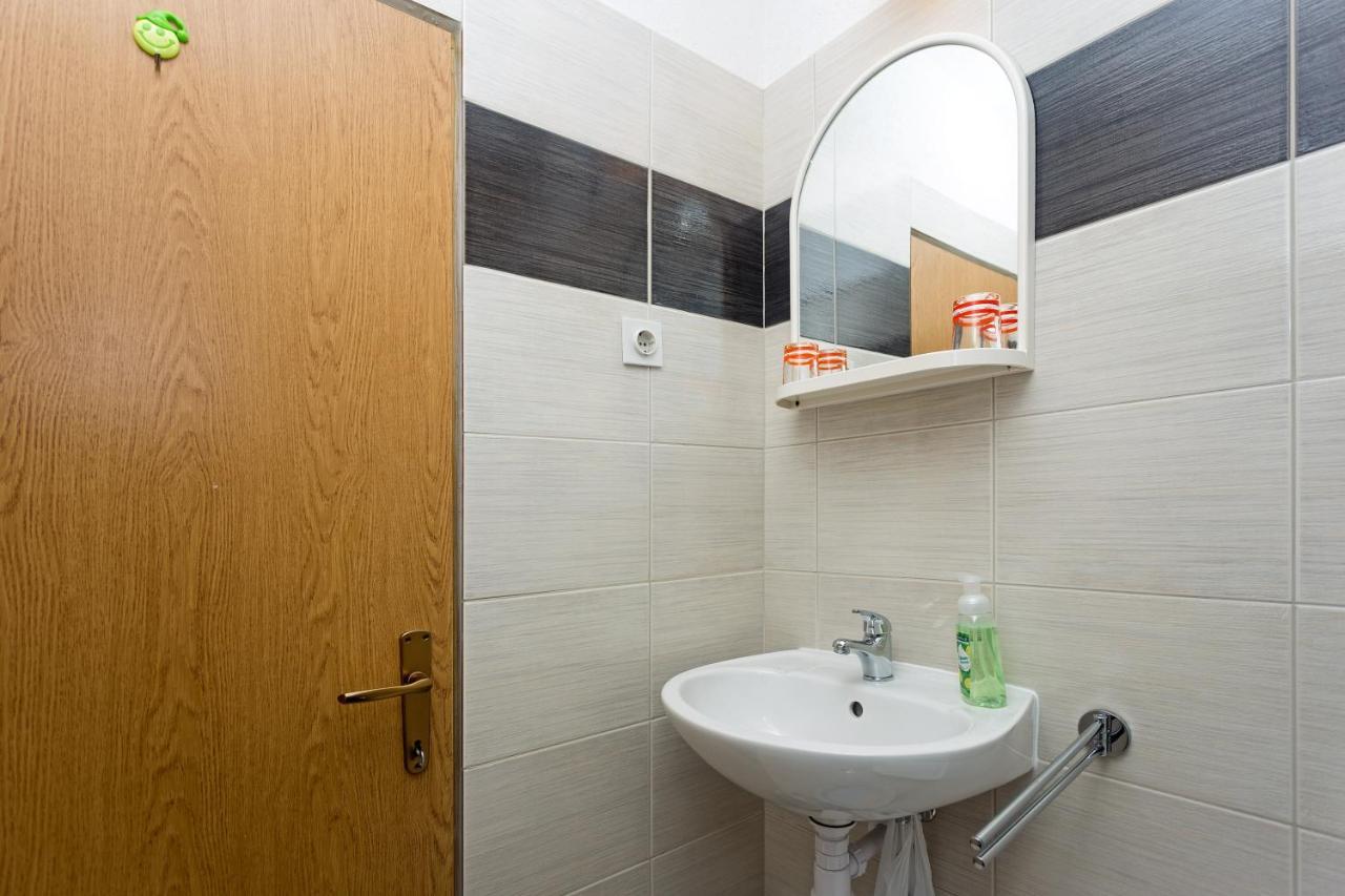 Apartments Julija Χβαρ Εξωτερικό φωτογραφία